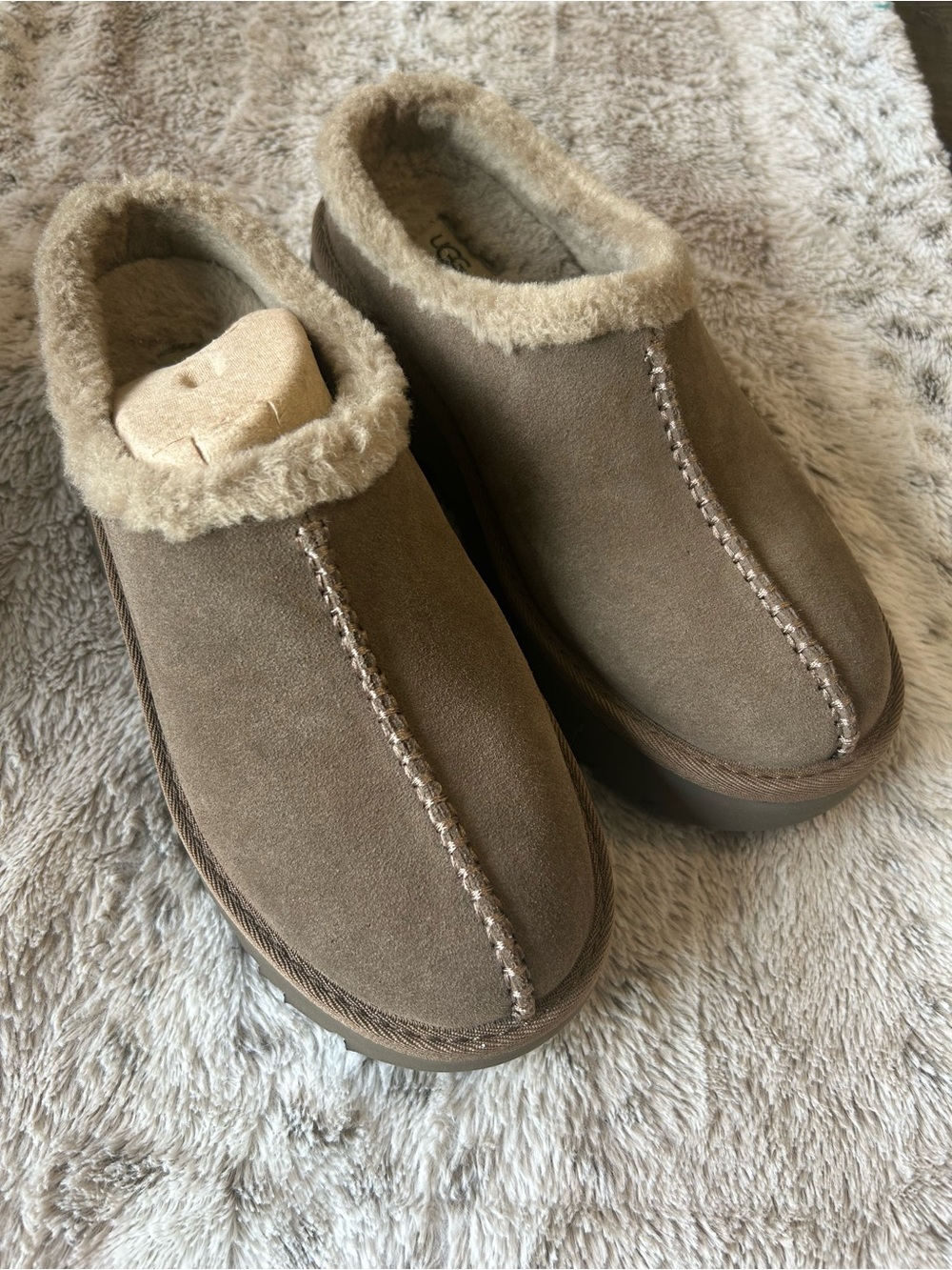 UGG Ladies Taupe Suede Shearling-Lined Mules Slip-Ons